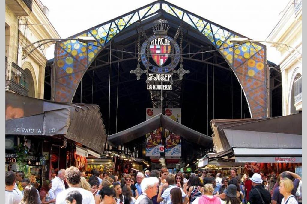 7 Pax Montserrat Ramblas Barcelona Exterior foto